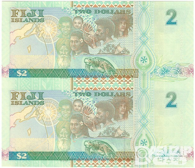 2000년 피지 밀레니엄기념 2달러 2매 연결권첩/ 미사용품